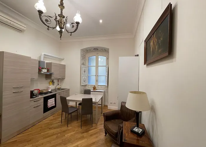 Casa Claudia Giulio Cesare