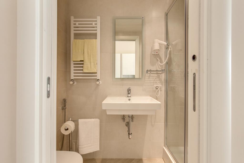 Casa Claudia Giulio Cesare 3* Rome